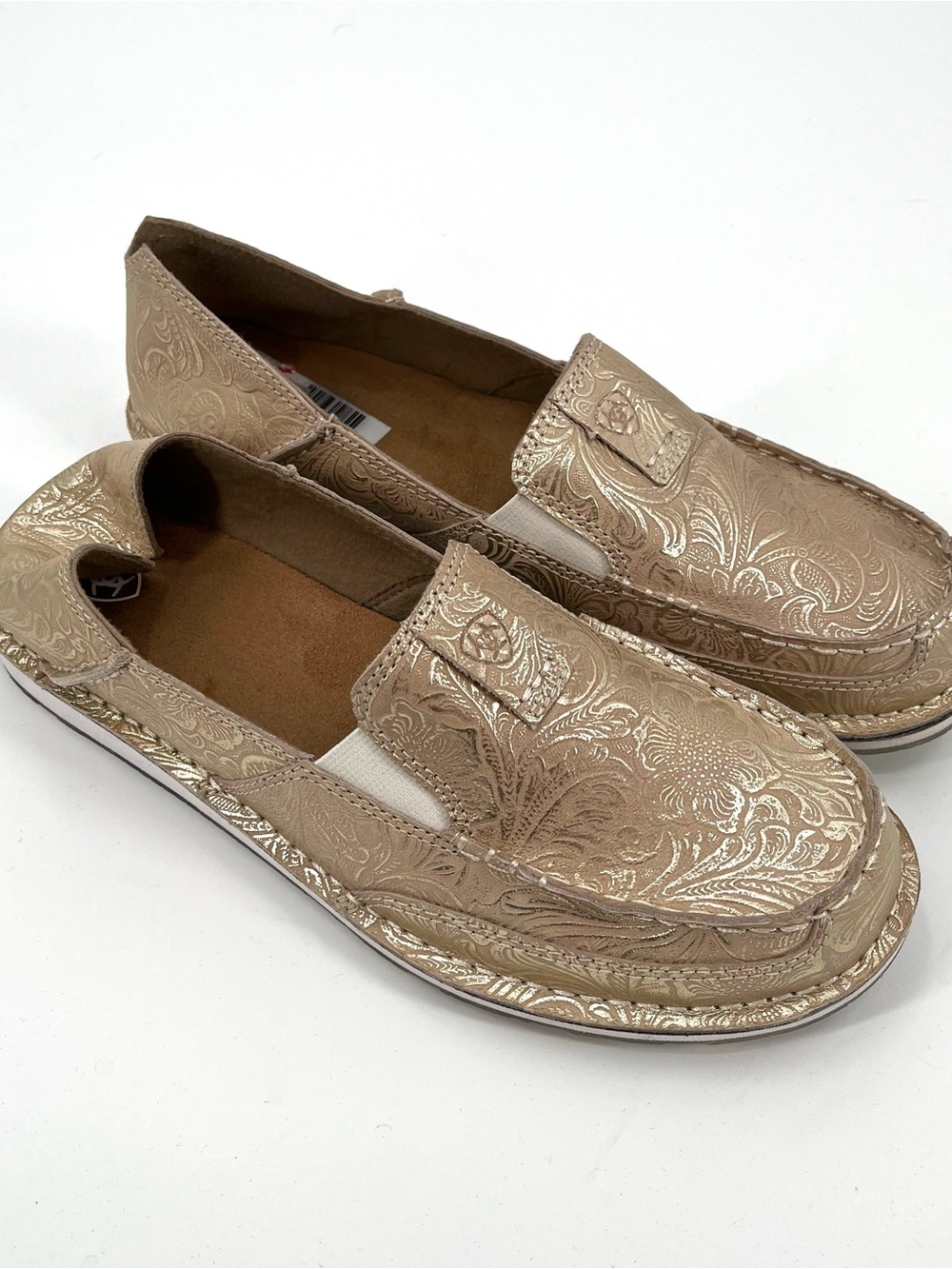 ARIAT Women's Cruiser Pearl Floral Emboss Shoes Slip On Flat Leather Loafer Tan - Picture 2 of 10